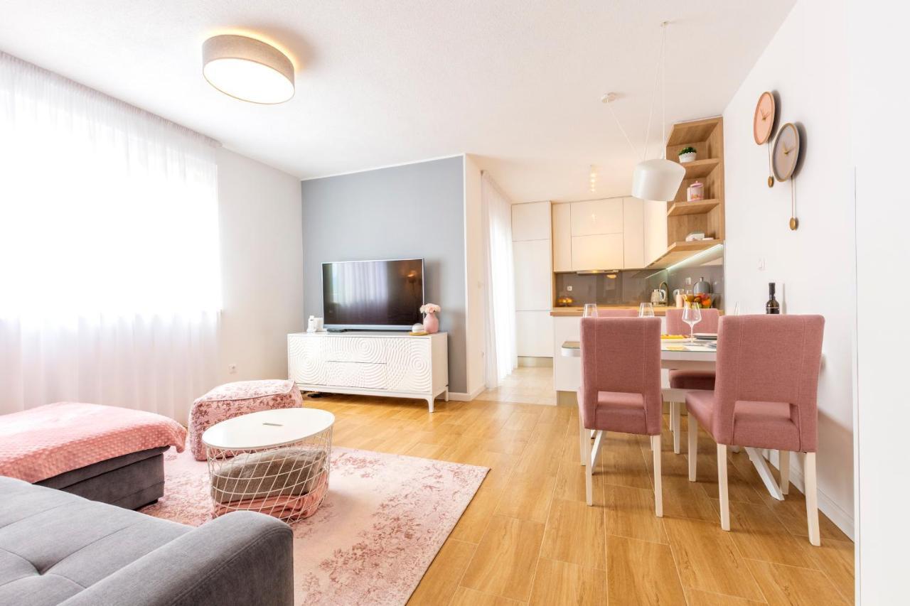 Rose Apartment Kastela Exterior photo