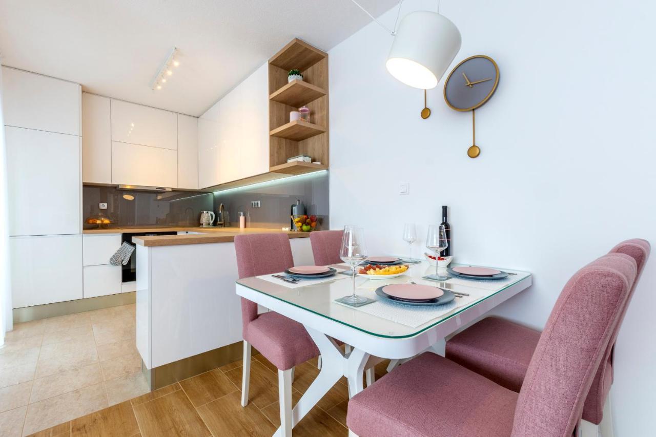 Rose Apartment Kastela Exterior photo